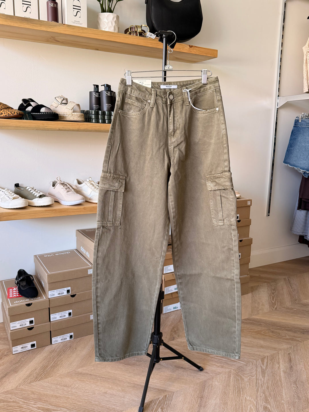 Greta Low Rise Barrel