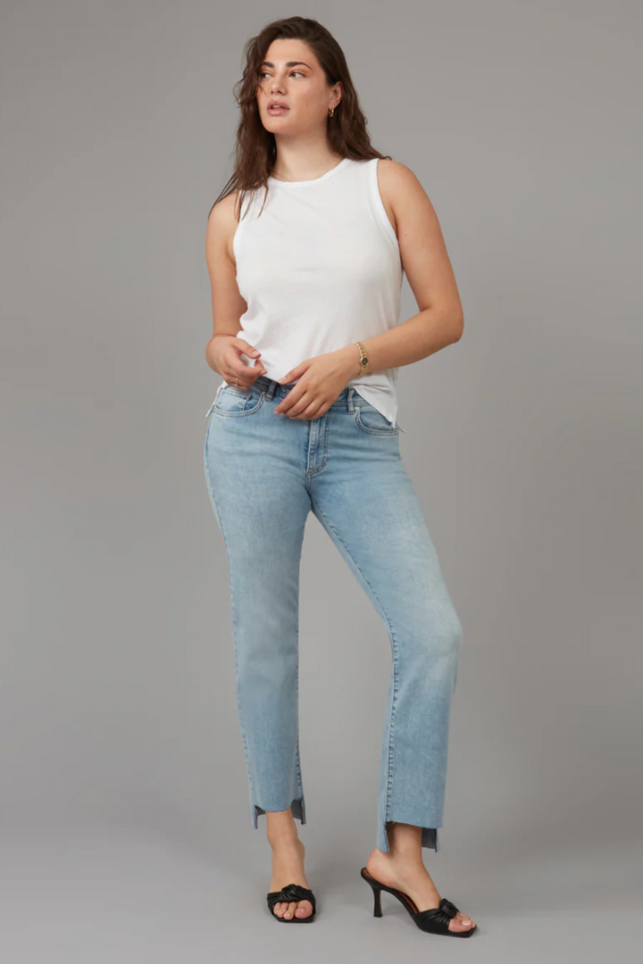 JASPER |  Mid Rise Straight Jeans