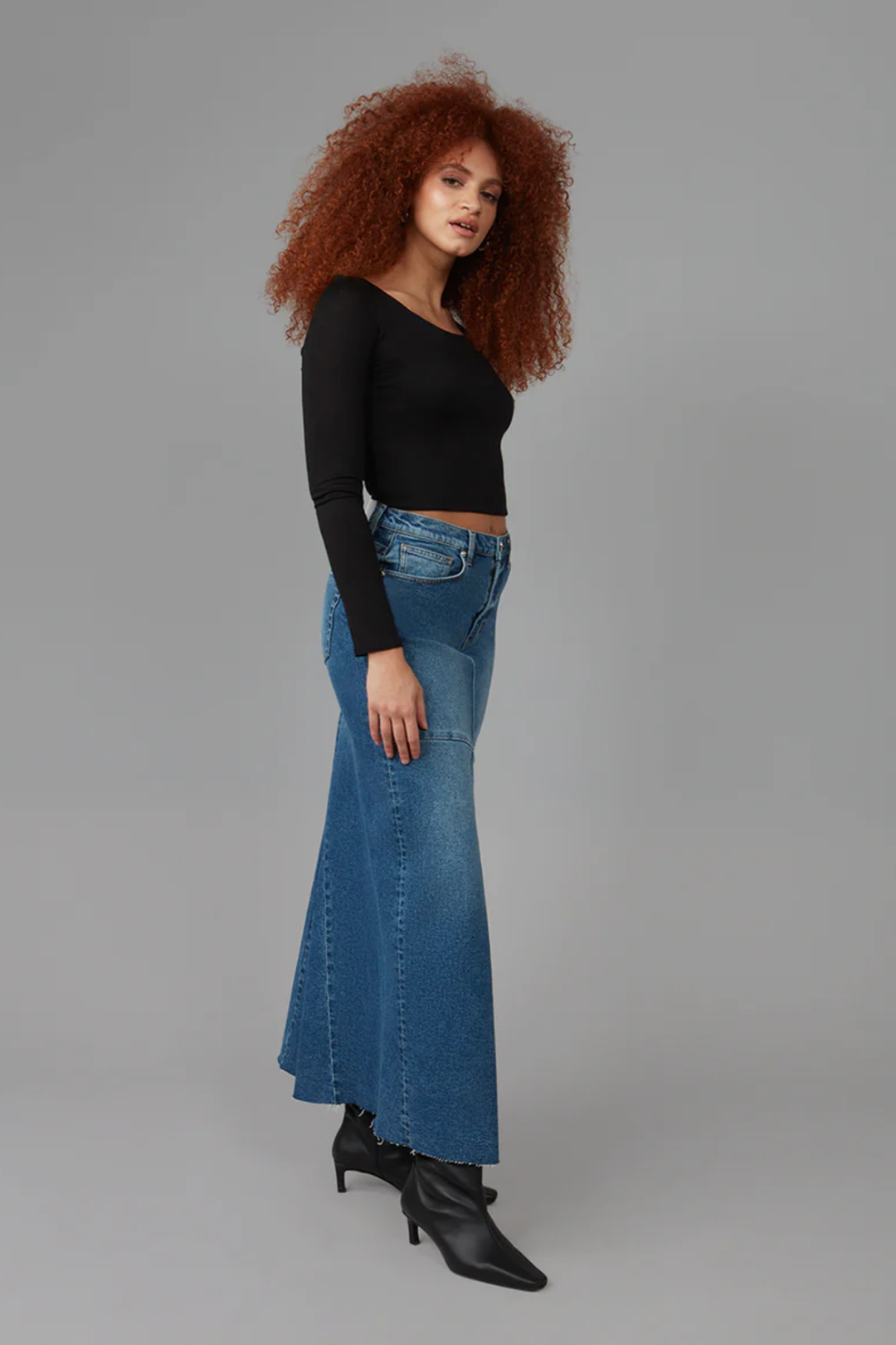 MADLYN High Rise Maxi Skirt