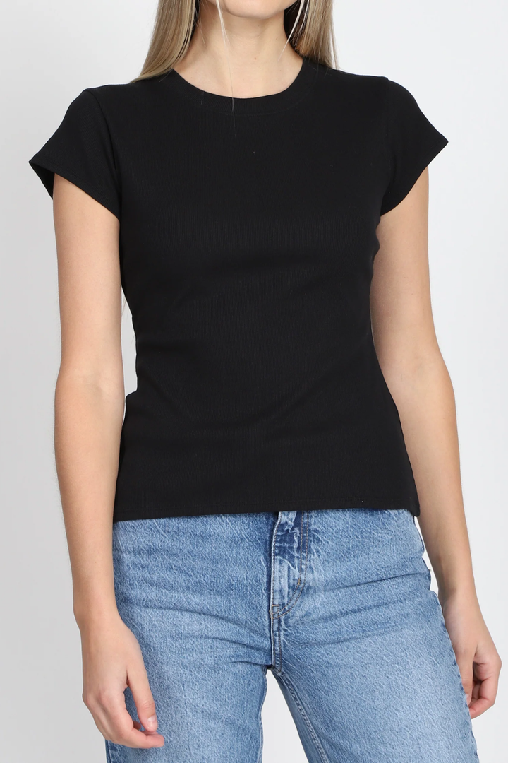 Ribbed Fitted Tee | Black