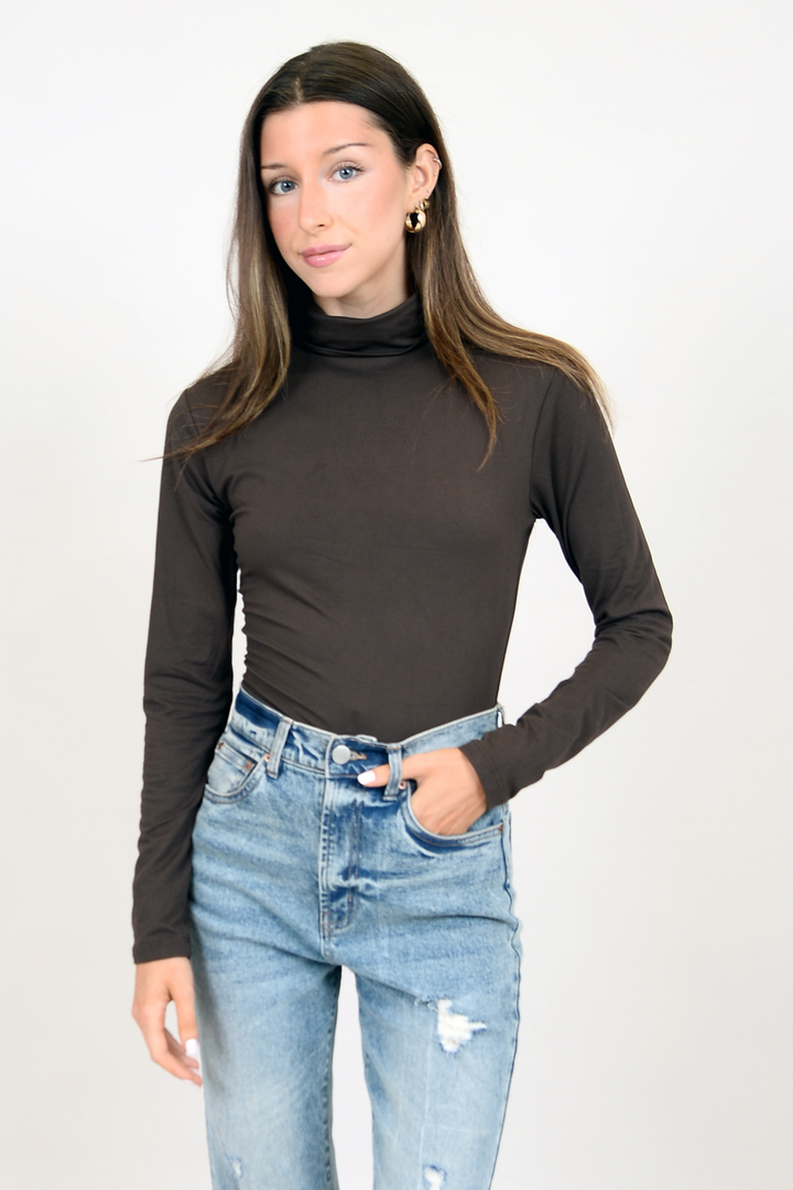 Sarah Super Soft Turtleneck | Dark Chocolate