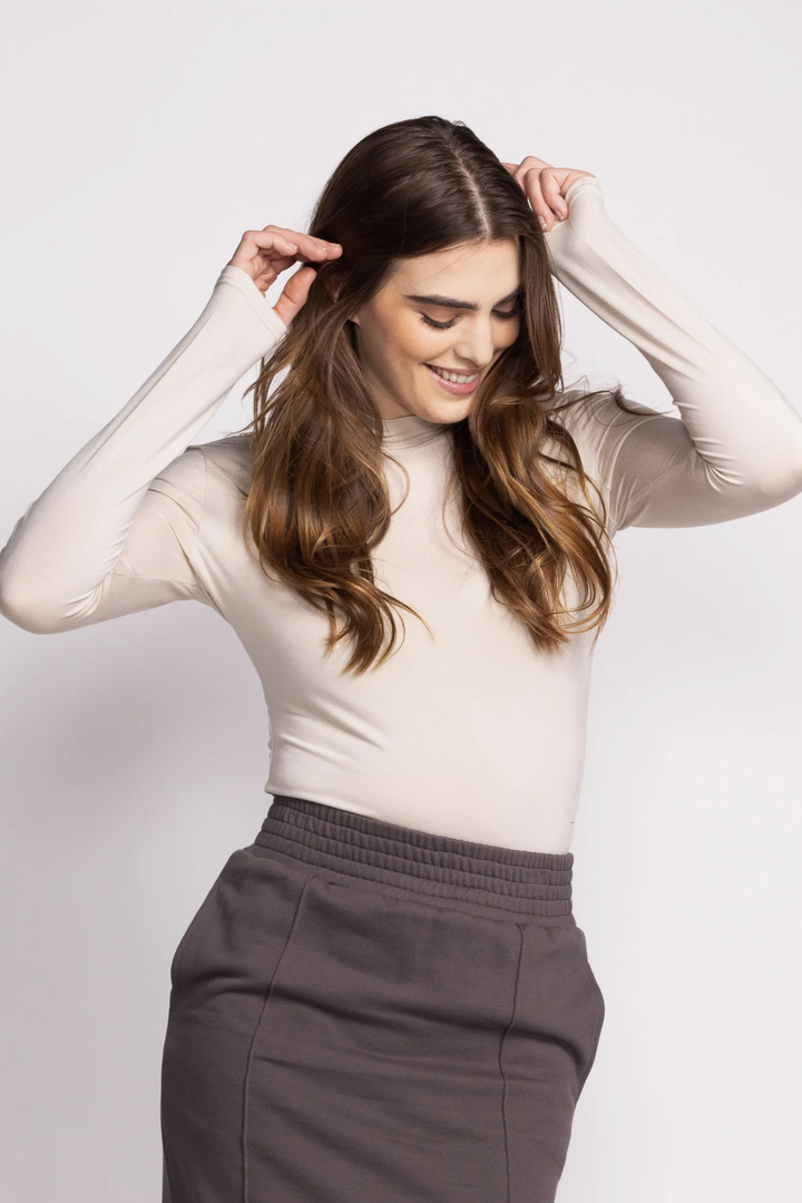 The Vienna Mockneck Top | Beige