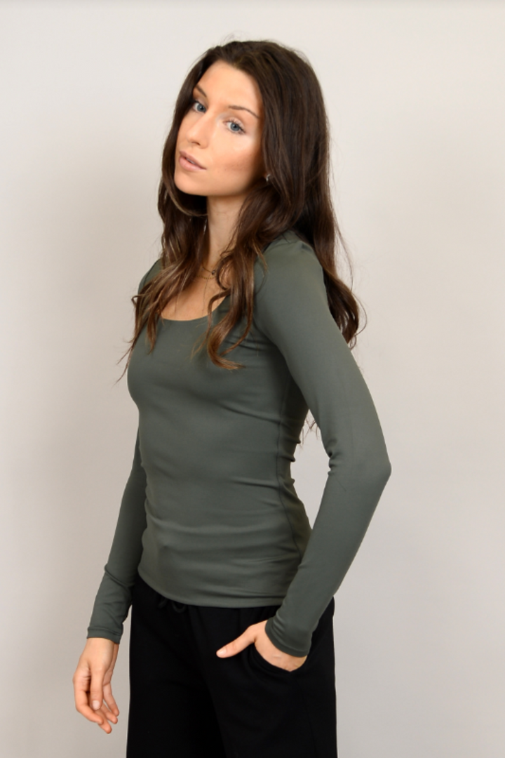 Second Skin Long Sleeve Scoop Neck Top | Dark Ivy