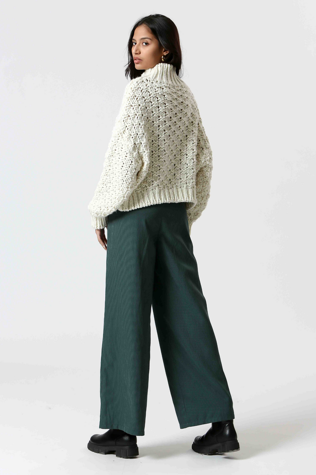 Chunky Knit Sweater Last SM/MD