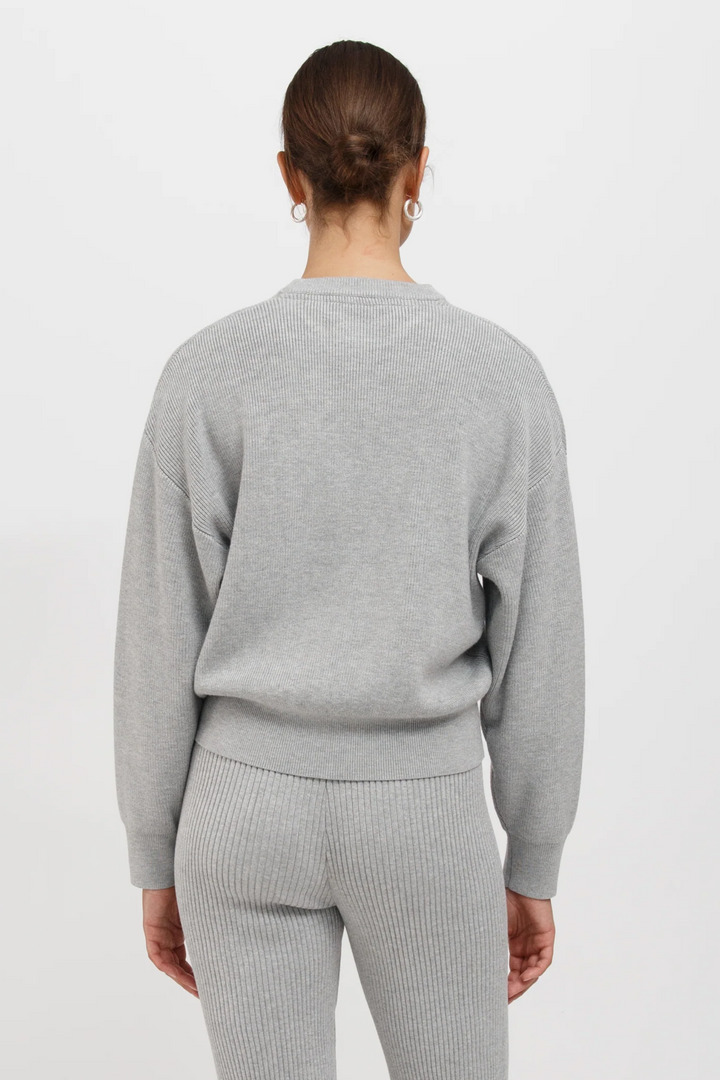 Olivia Crew | Grey