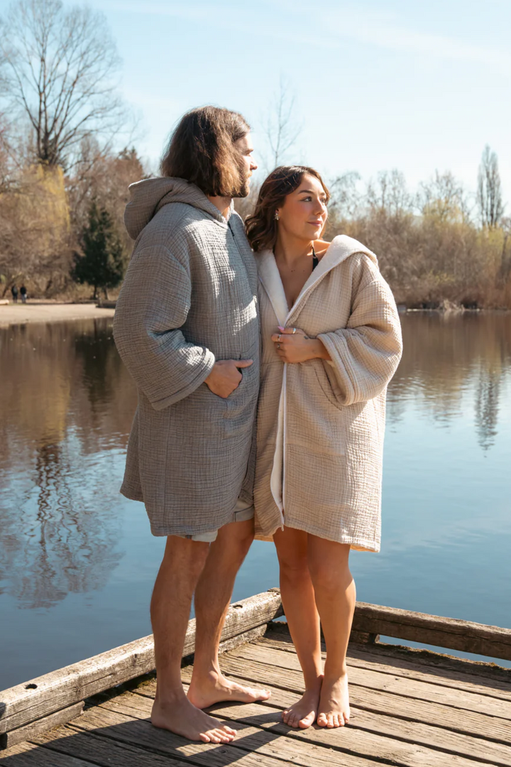 THE POLAR | Unisex Fleece-lined Muslin Zip Poncho