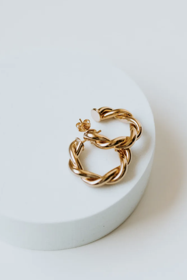 Twist Hoops