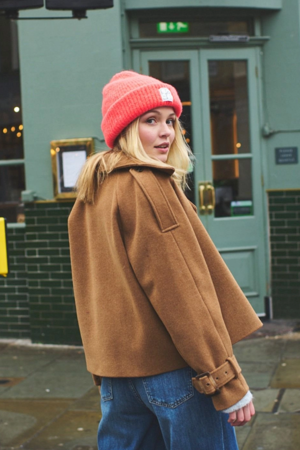 Loes Hat | Red Flame