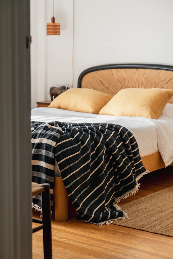 THE WINSLOW | Striped Linen Blend – Fleece Throw