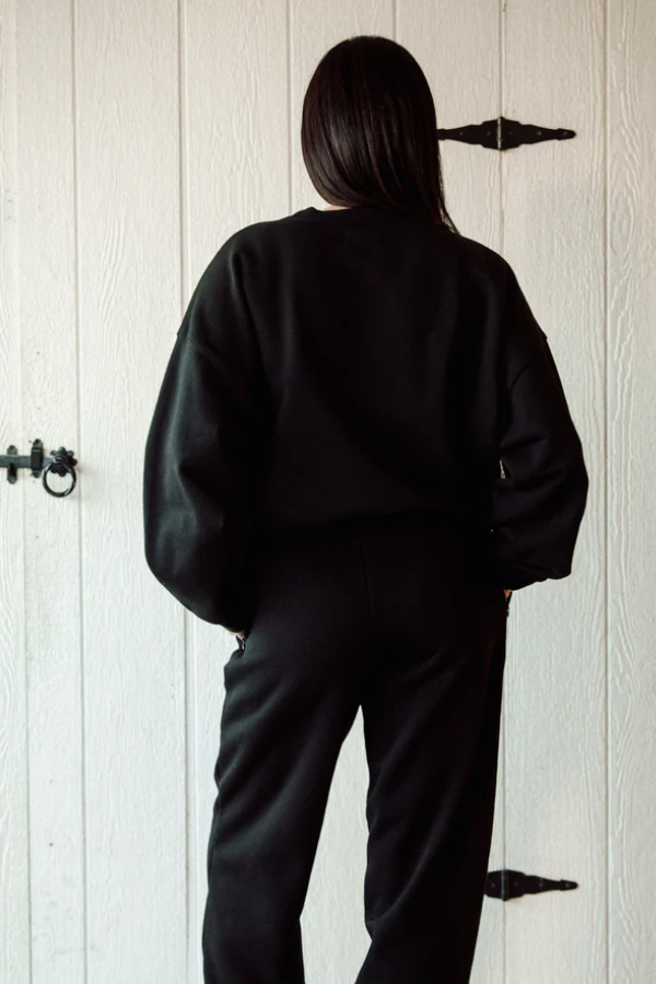 "Take Care Club" Girlfriend Crew