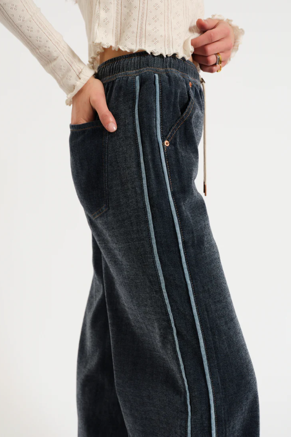 The Cozy Jean Wide Leg Pull On | Sky Whisper