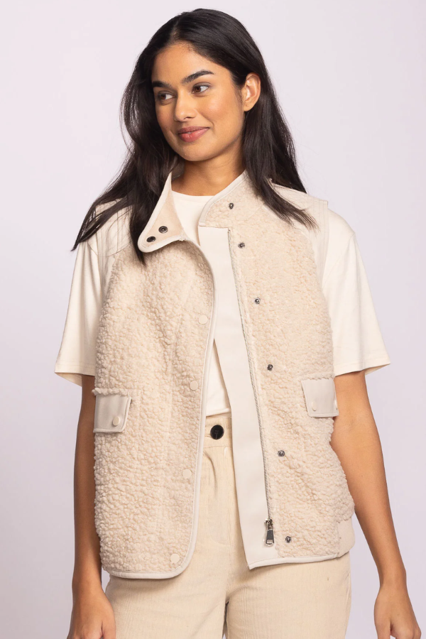 Vincino Leather/Sherpa Vest