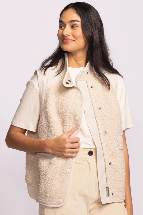 Vincino Leather/Sherpa Vest