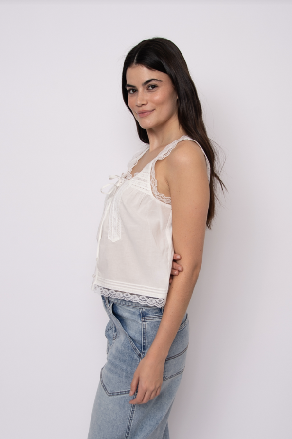 Alia Lace Edge Blouse