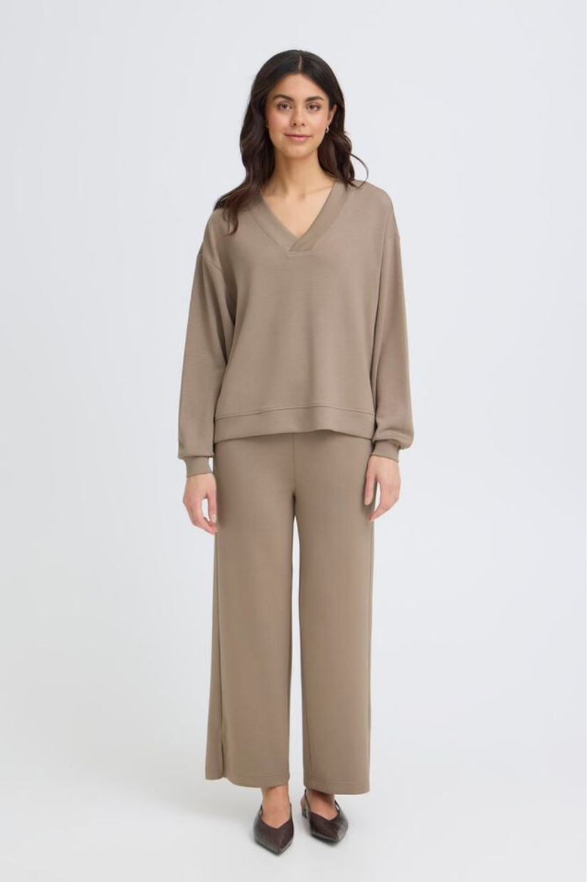 Aurora Soft Knit Scuba V-Neck | Mountain Trail