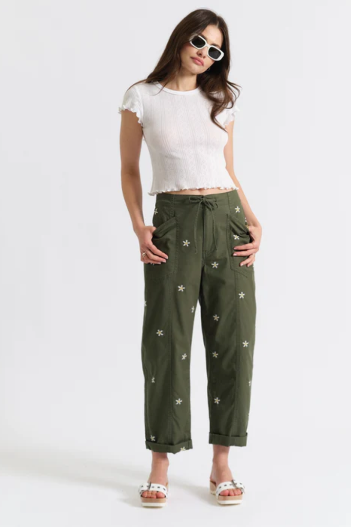 Villa Drawstring Barrel Leg Pant | Bronze Green Daisy