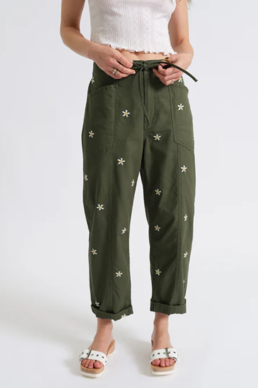 Villa Drawstring Barrel Leg Pant | Bronze Green Daisy