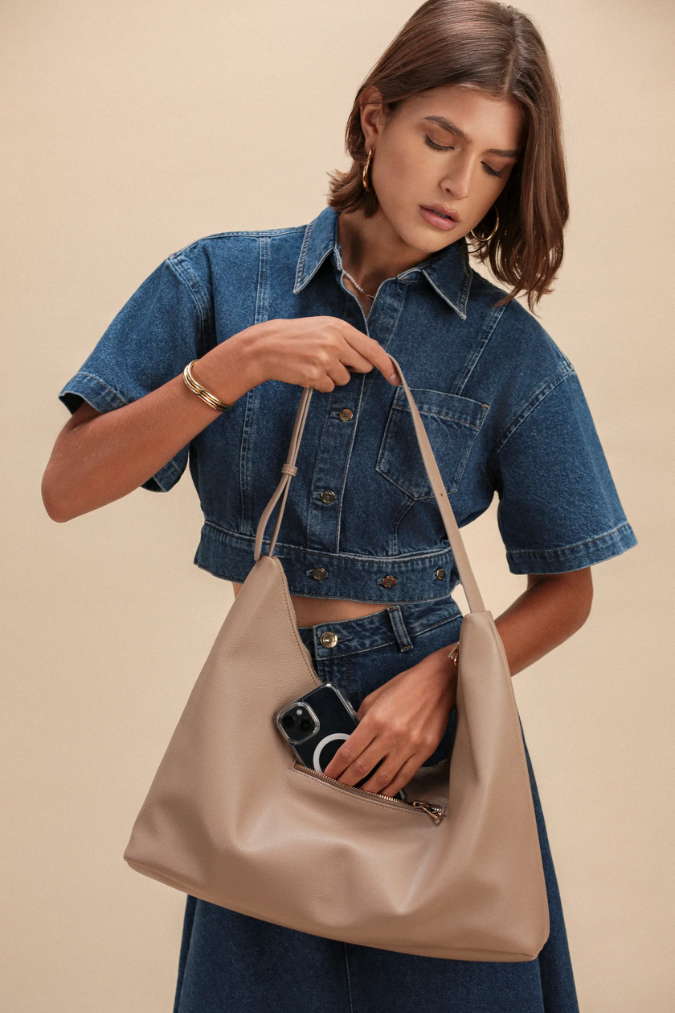 Triangle Bag | Taupe Pebble