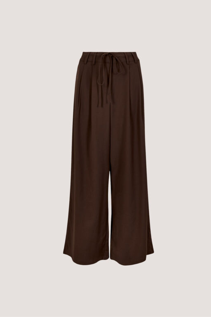 Pleated Wide Leg Trouser | Chocolate