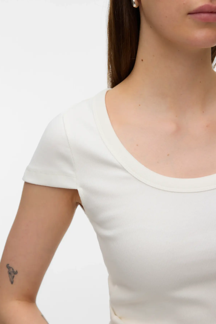 Chloe U-Neck Ribbed Tee | White