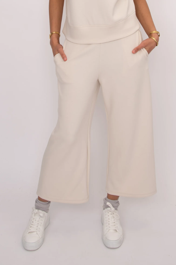 Scuba Soft Knit Victoria Cropped Pant | Stone