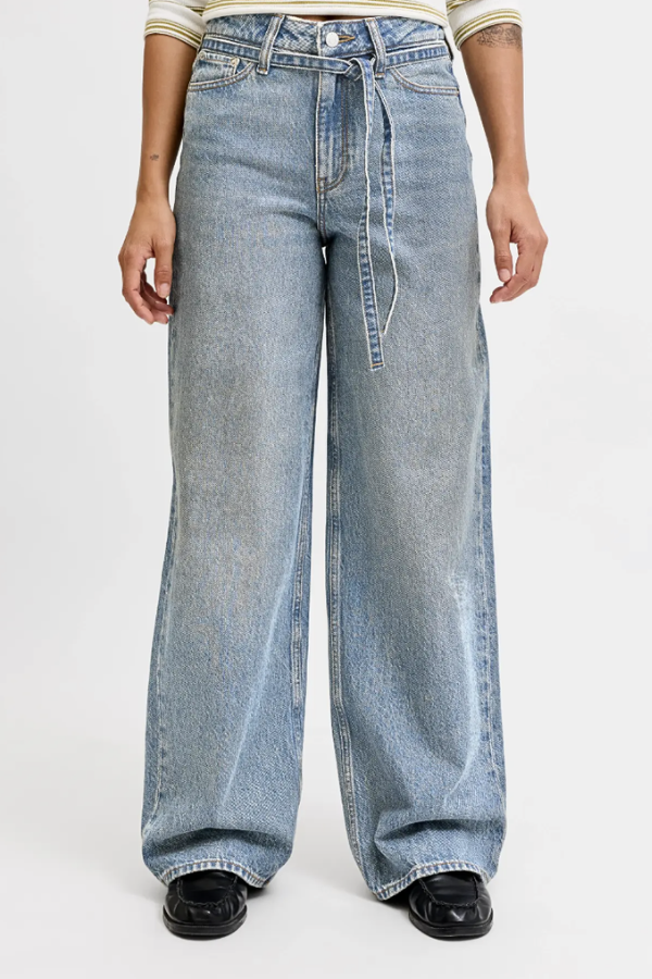 Tokyo Wide Leg High Rise
