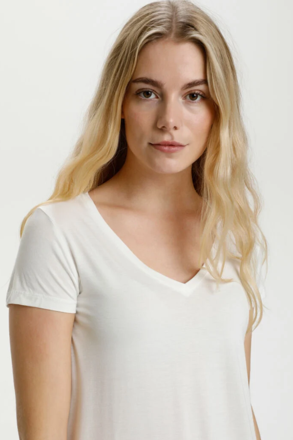 Poppy Tee | Spring Gardenia
