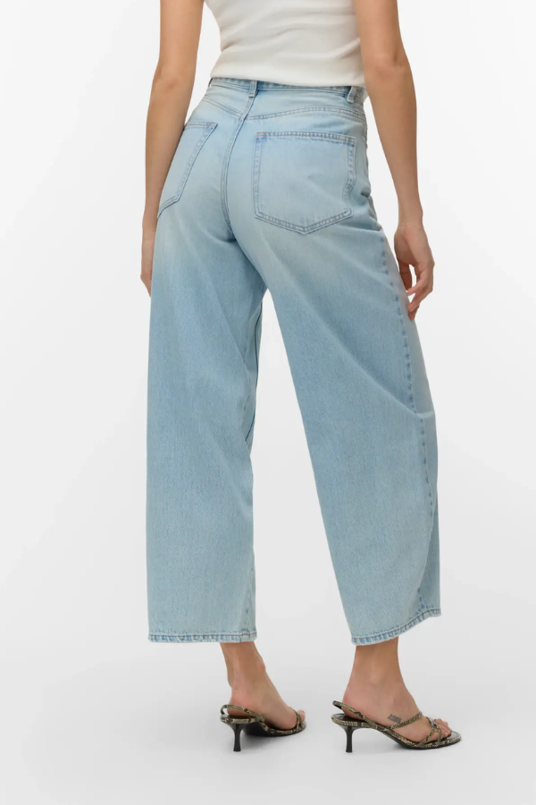 Zelda High Rise Barrel Jean